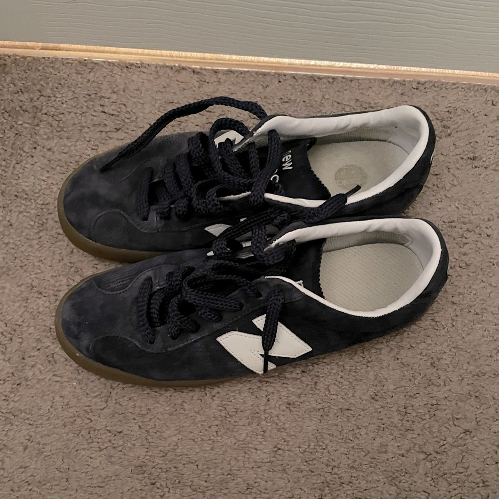 New Balance Tempus ML22NA Navy Pig Suede Court Lifestyle Sneaker Shoes Men's 9.5